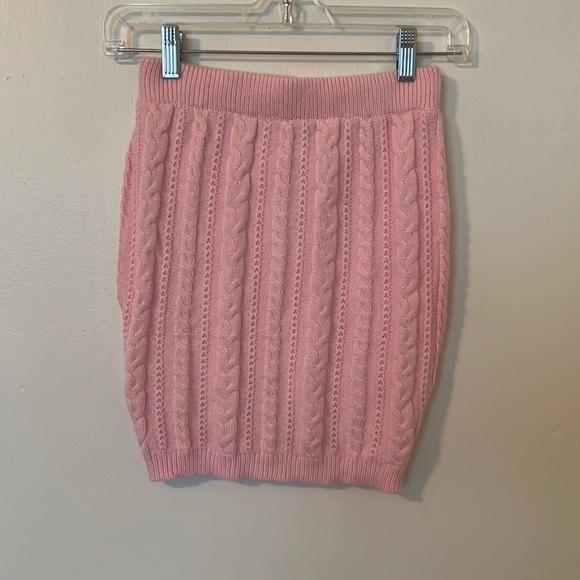 NWT Barbiecore Knitted Pink Tube Top Size Medium - Picture 1 of 7